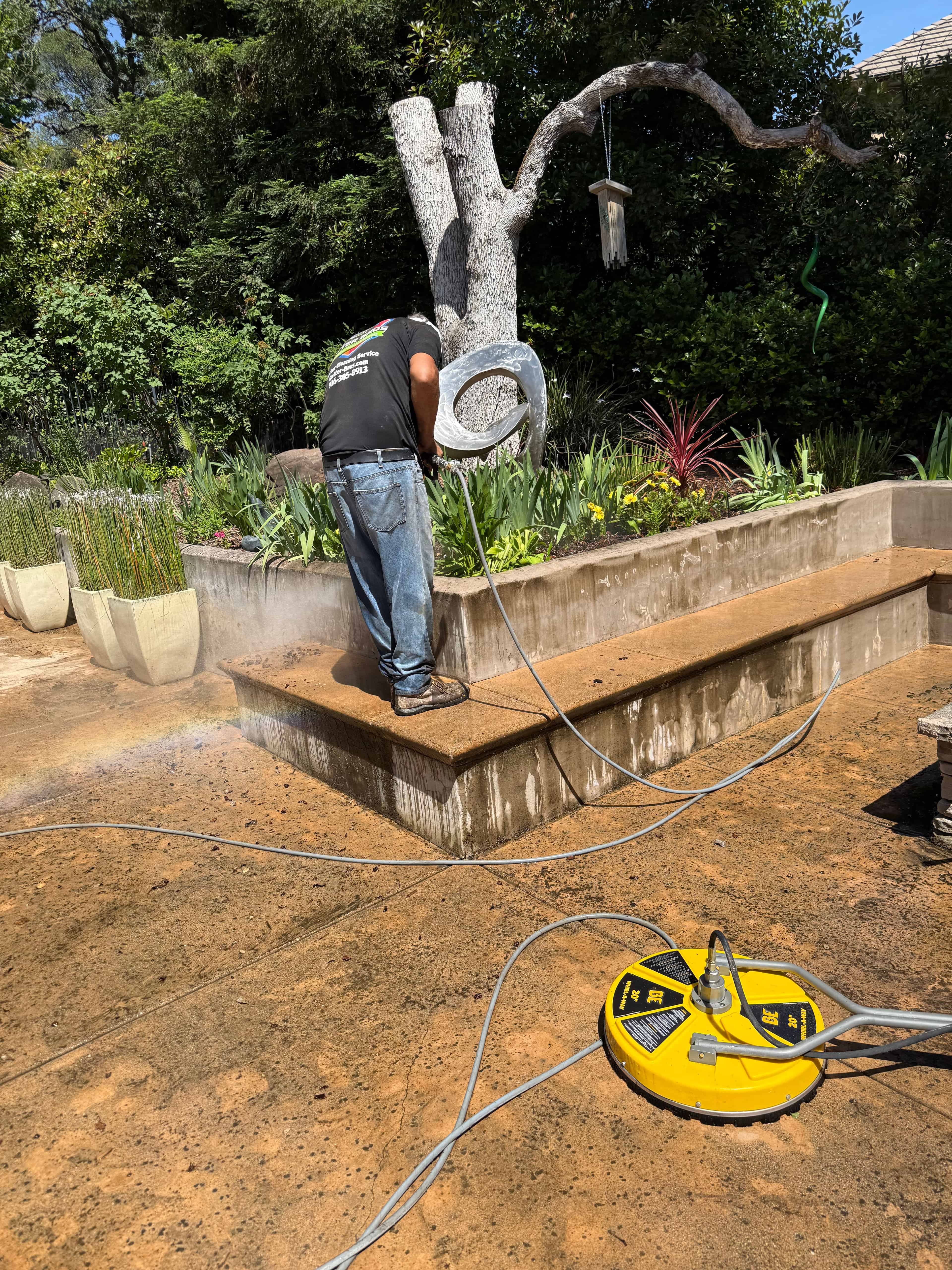 Commercial Pressure Washing image