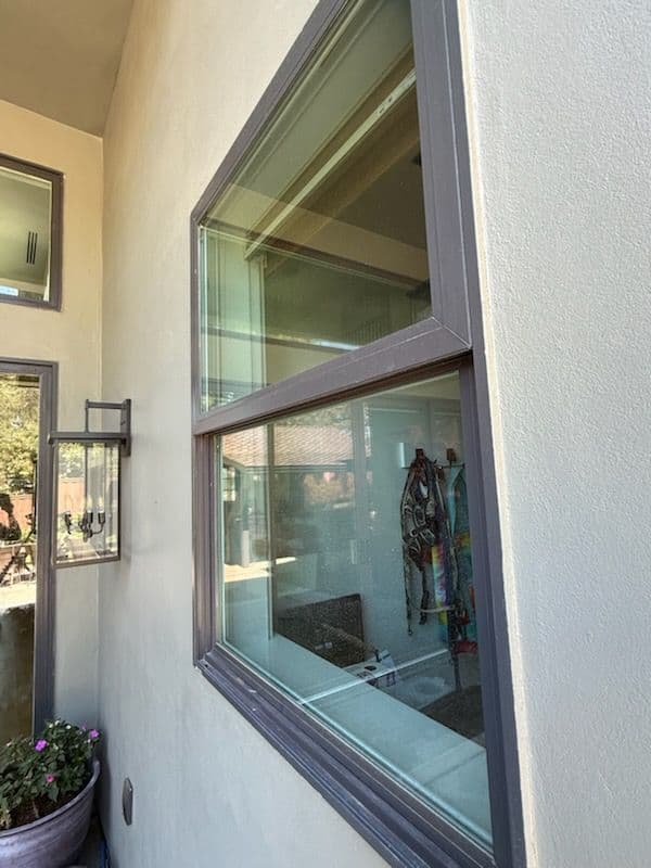 Gallery photos for Pristine Window and Track Cleaning Done Right: Image #1