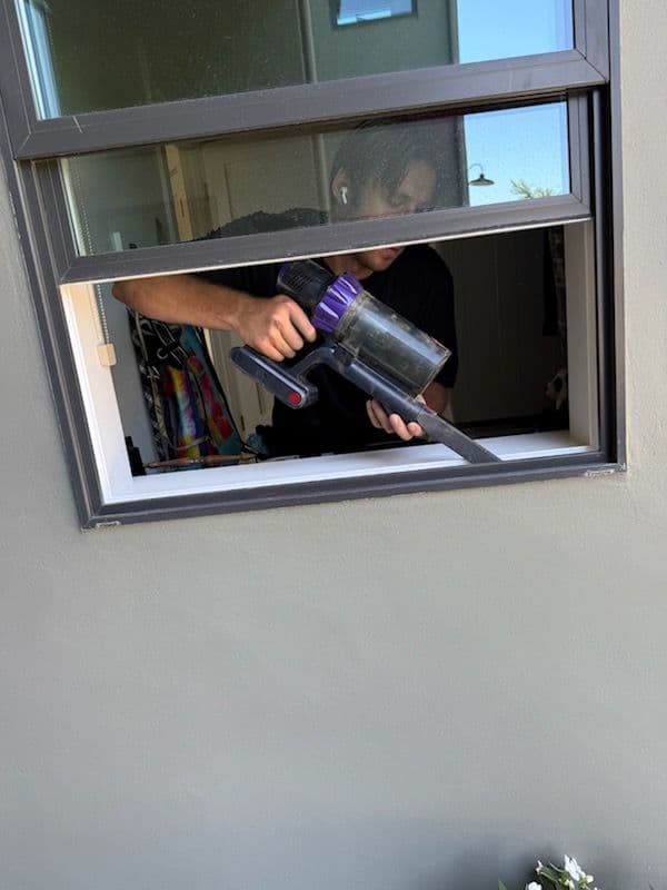 Gallery photos for Pristine Window and Track Cleaning Done Right: Image #2