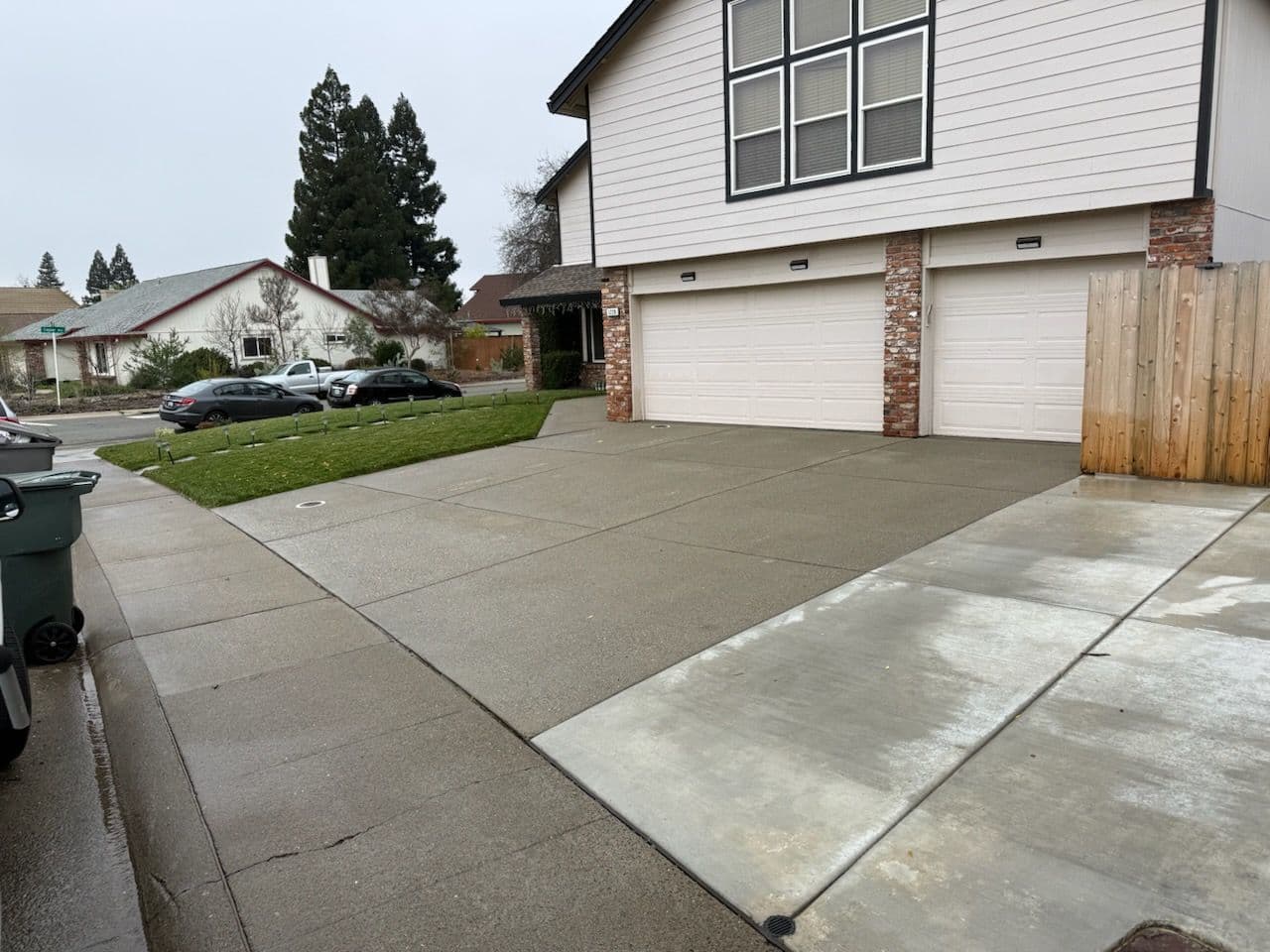 Gallery photos for Window Cleaning and Driveway Pressure Washing in Roseville and Citrus Heights: Image #1
