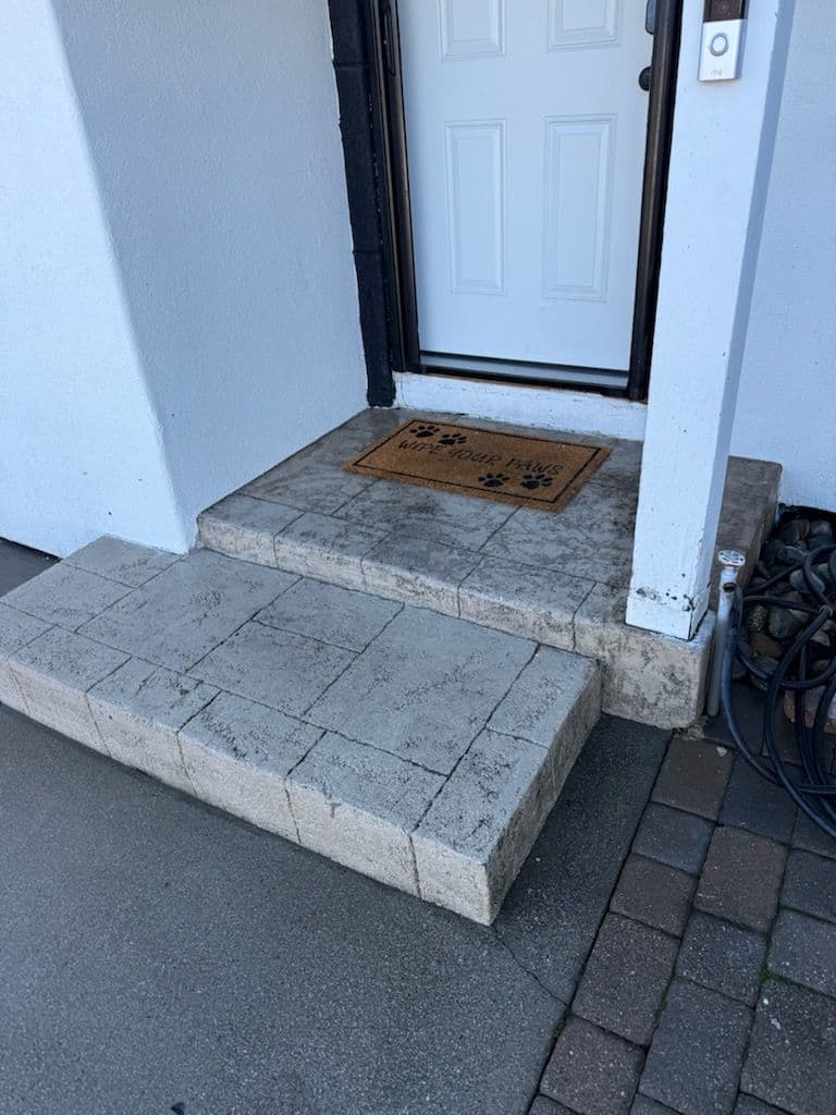 Gallery photos for Driveway and Entrance Cleaning in Sacramento: Image #1