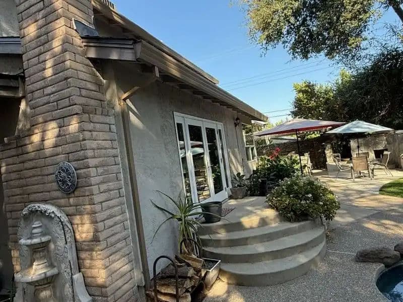 Gallery photos for Transform Your Home with Expert Window Cleaning: Image #3